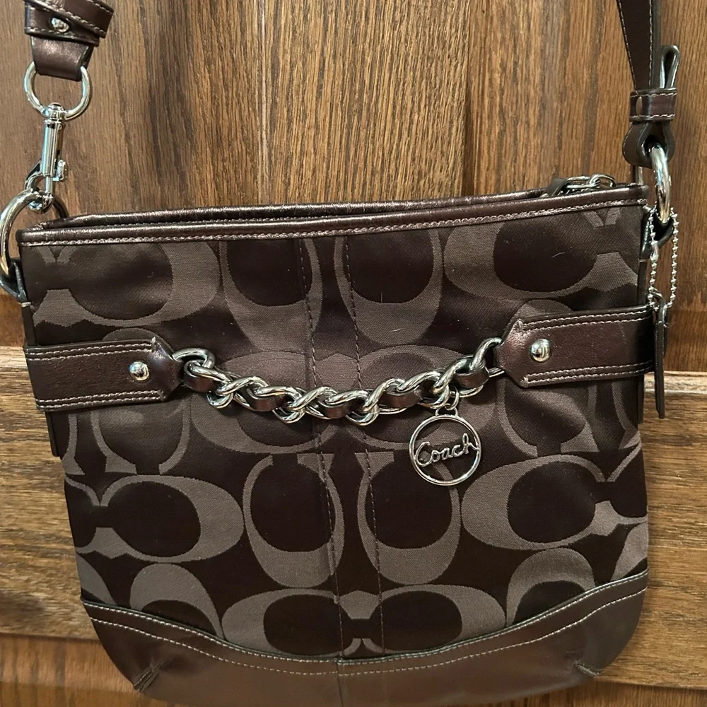 Brown Designer Shoulder Bag - Picture 2 of 5